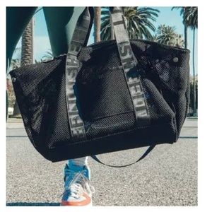 SheFit Limited Edition Mesh Gym Bag- Inside Dry Bag - Adjustable Shoulder Strap